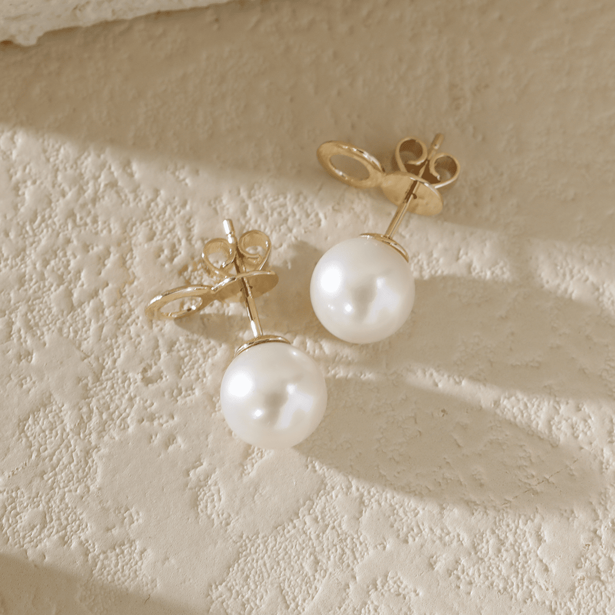 14K Yellow Gold Near - round Fresh - water Pearl Etud Earrings - FIORESE JEWELRY