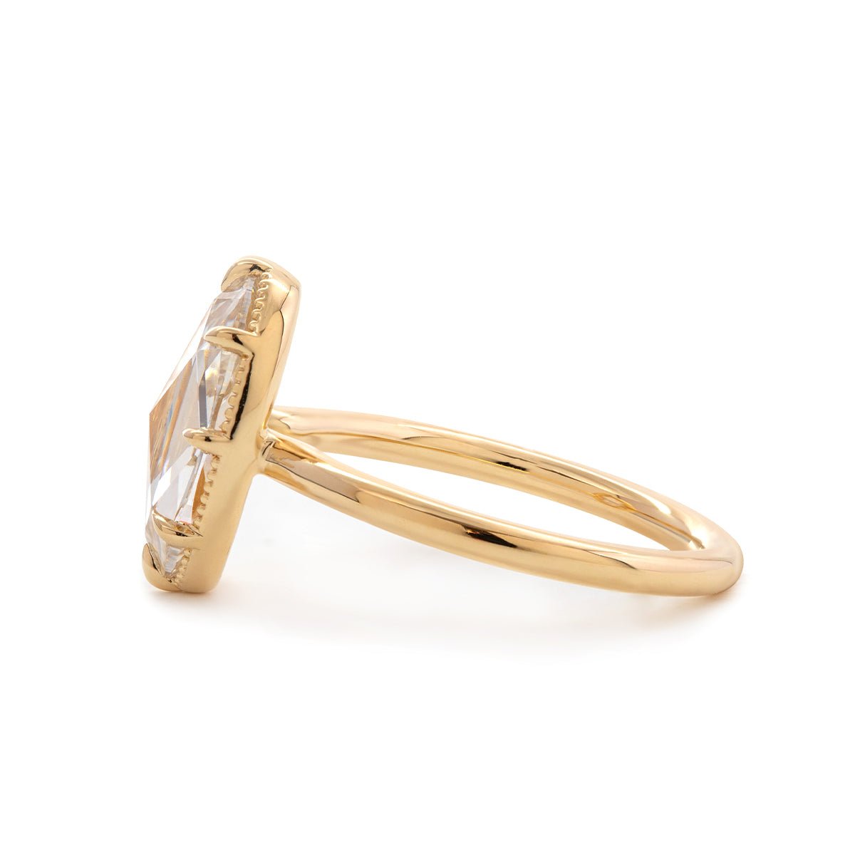 14K Yellow Gold Oval Rose Cut Lab Diamond Millegrain Solitaire Ring - FIORESE JEWELRY