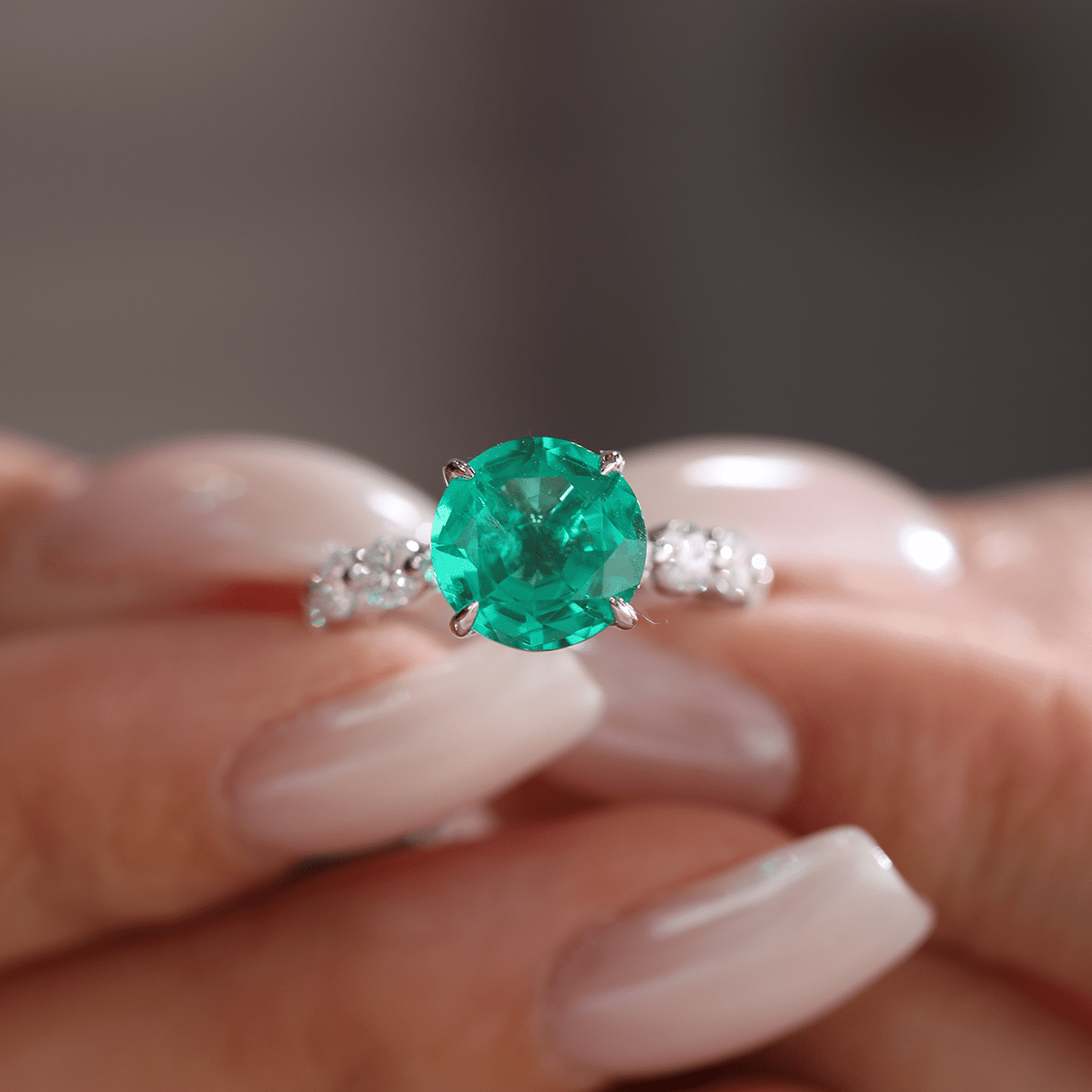 18K White Gold 2.5ct Round Colombian Lab Emerald 4 Calw Prong Ring with 8 Round Lab Diamond Side - stones - FIORESE JEWELRY