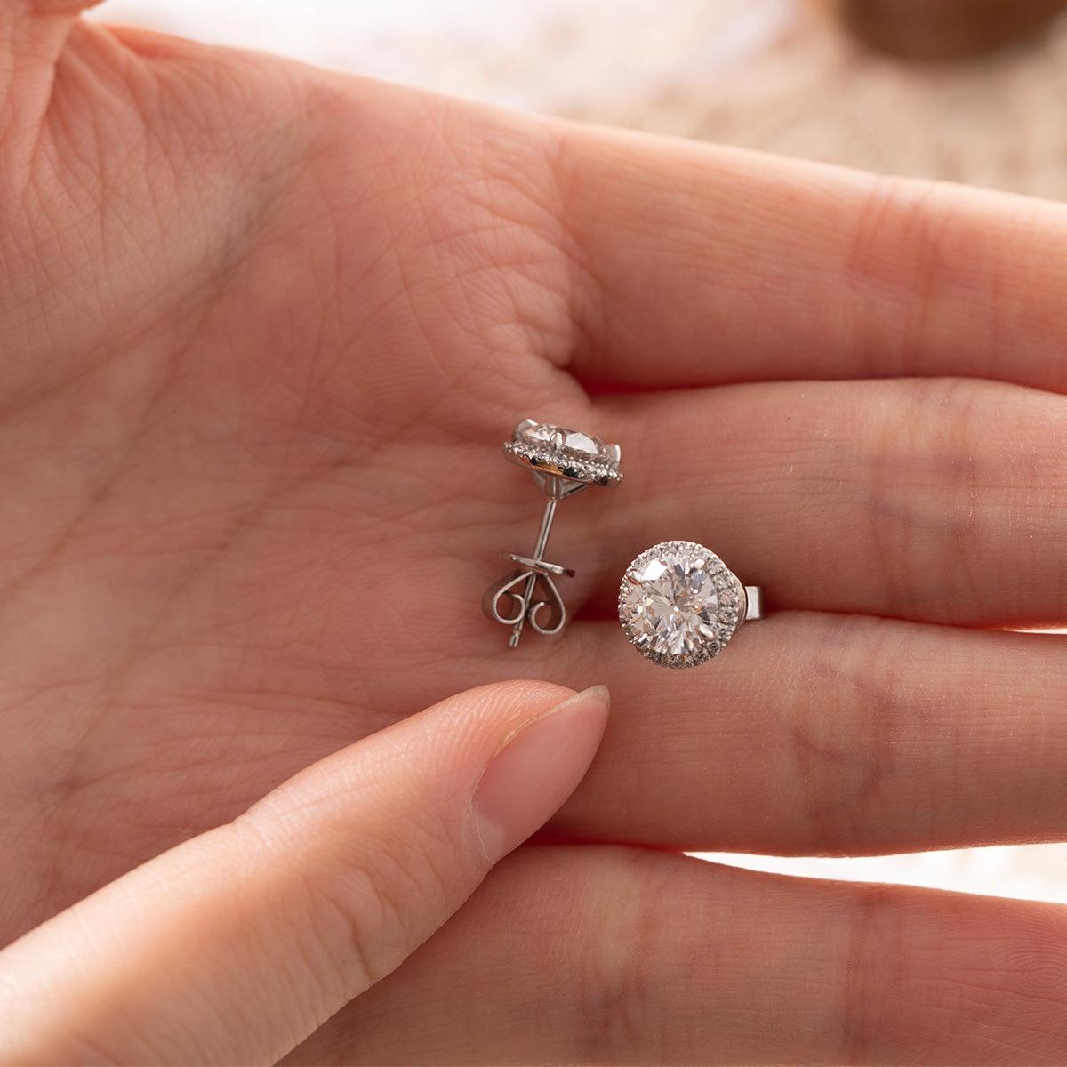 Pt950 Round Brilliant Cut Diamond Halo Stud Earrings - FIORESE JEWELRY
