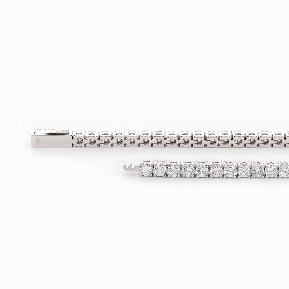 Round Brilliant Cut Diamond 4 - Prong Basket Tennis Bracelet with Single - Side Box Clasp - FIORESE JEWELRY