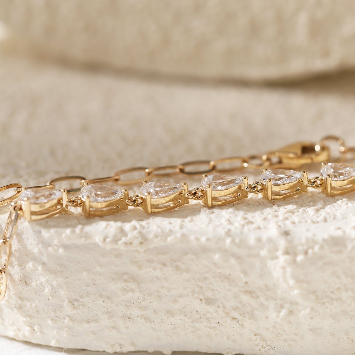 18K Yellow Gold Pear Lab Diamond 9 Stone Chain Bracelet - FIORESE JEWELRY